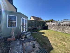 Photo 11- click for photo gallery